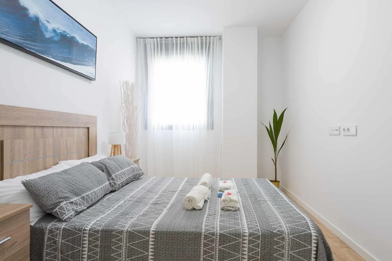Cosmopolitan Apt & Malaga Beach Apartamento